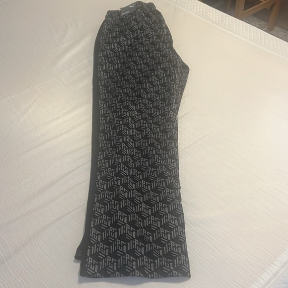 Brand new men’s small relaxed fit sweat pant - Picture 5 of 8